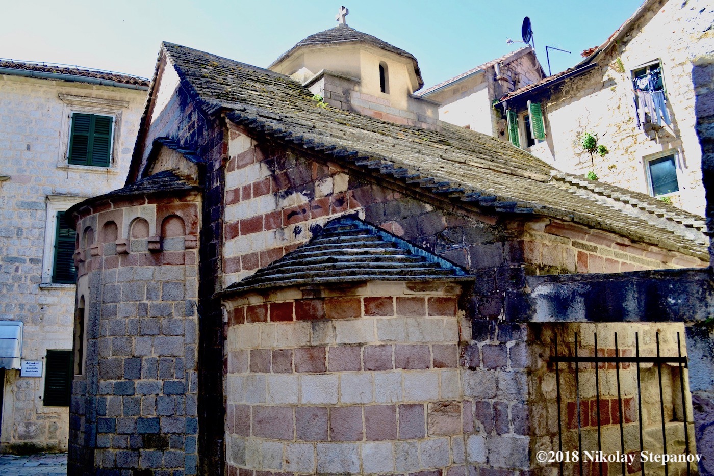 Древние церкви Котора