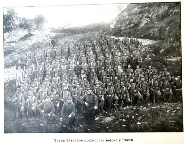Третий батальон черногорского войска в изгнании. 1919 год, Гаети, Италия.