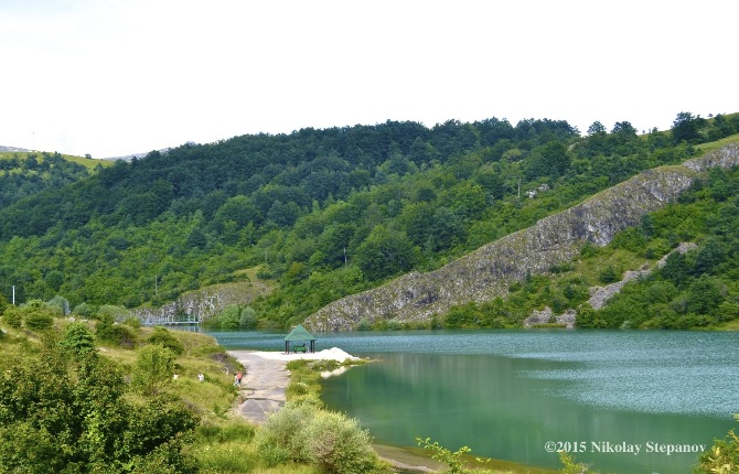 Дорога в Черногорию, Белечко озеро
