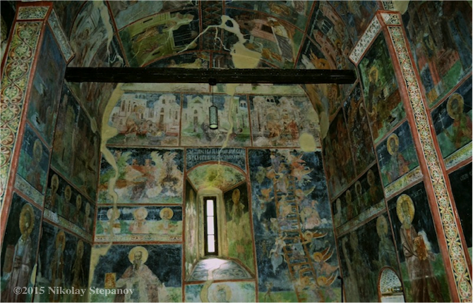 Уникальные и древние фрески монастыря